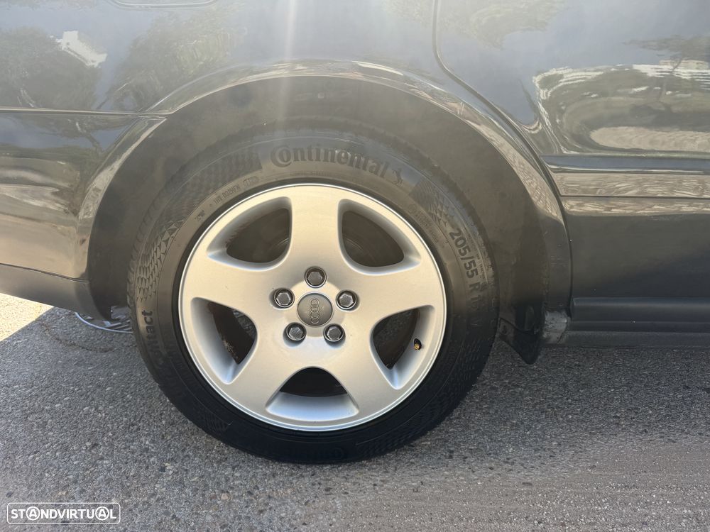 Audi A4 1.9 TDi Sport - 4