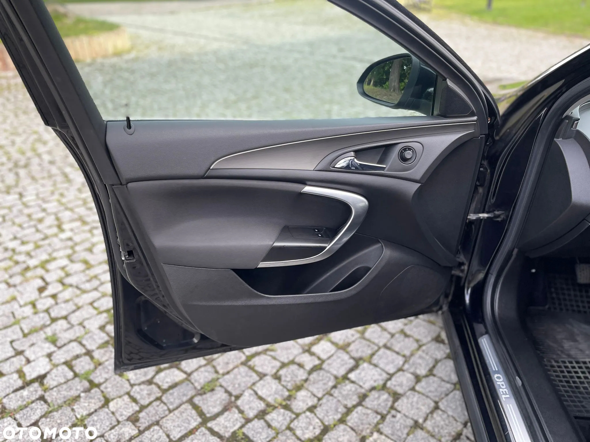 Opel Insignia 1.6 Sports Tourer Design Edition - 27