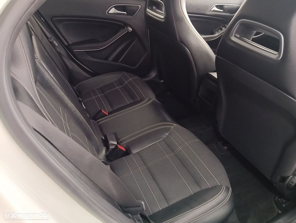 Mercedes-Benz GLA 200 CDI Aut. — fotografia 16
