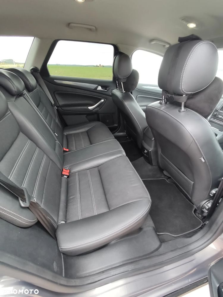Ford Mondeo 2.0 TDCi Champions Edition - 29