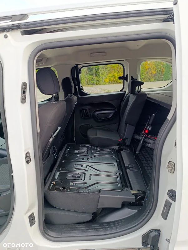 Peugeot Rifter 1.5 BlueHDI Allure S&S - 19