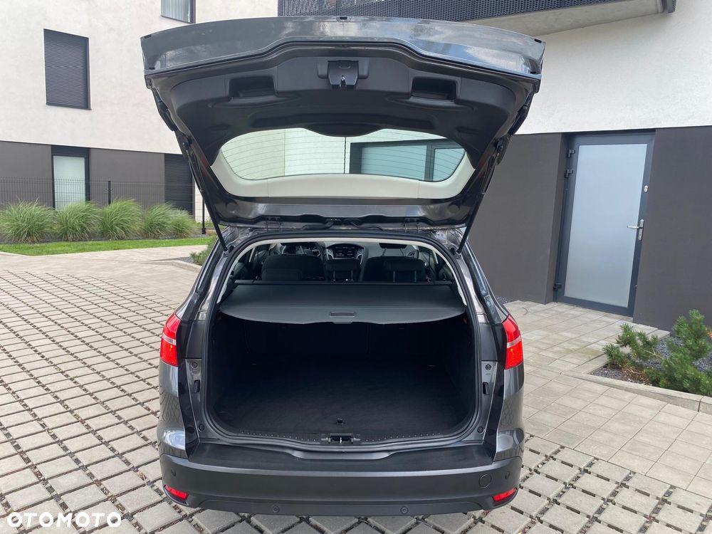 Ford Focus 1.0 EcoBoost STart-Stopp-System TITANIUM - 19