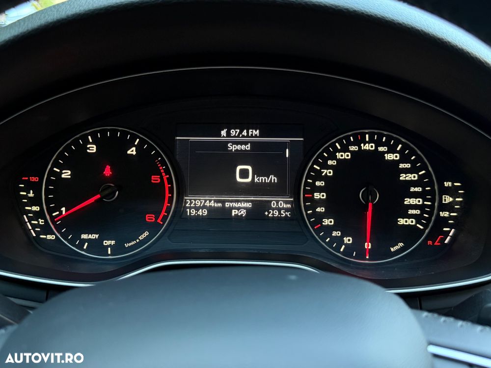 Audi A4 Allroad (clean diesel) 2.0 TDI DPF S tron - 27