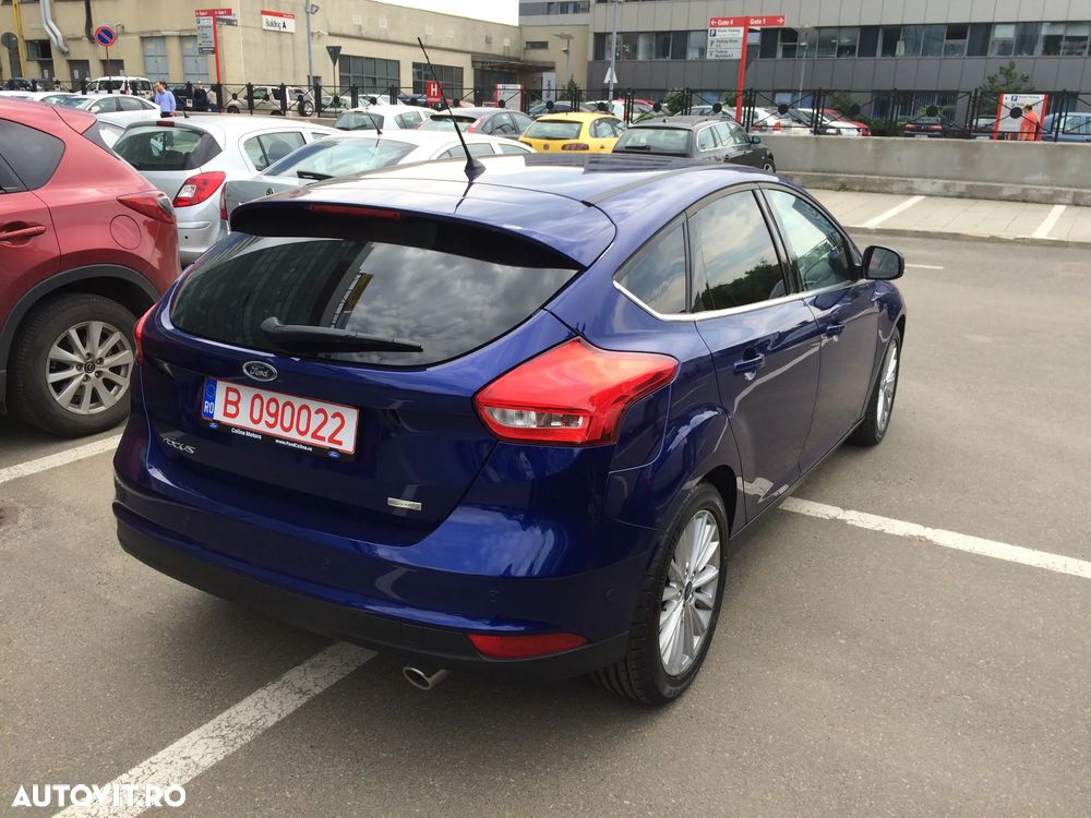 Ford Focus 1.5 EcoBoost Titanium - 12