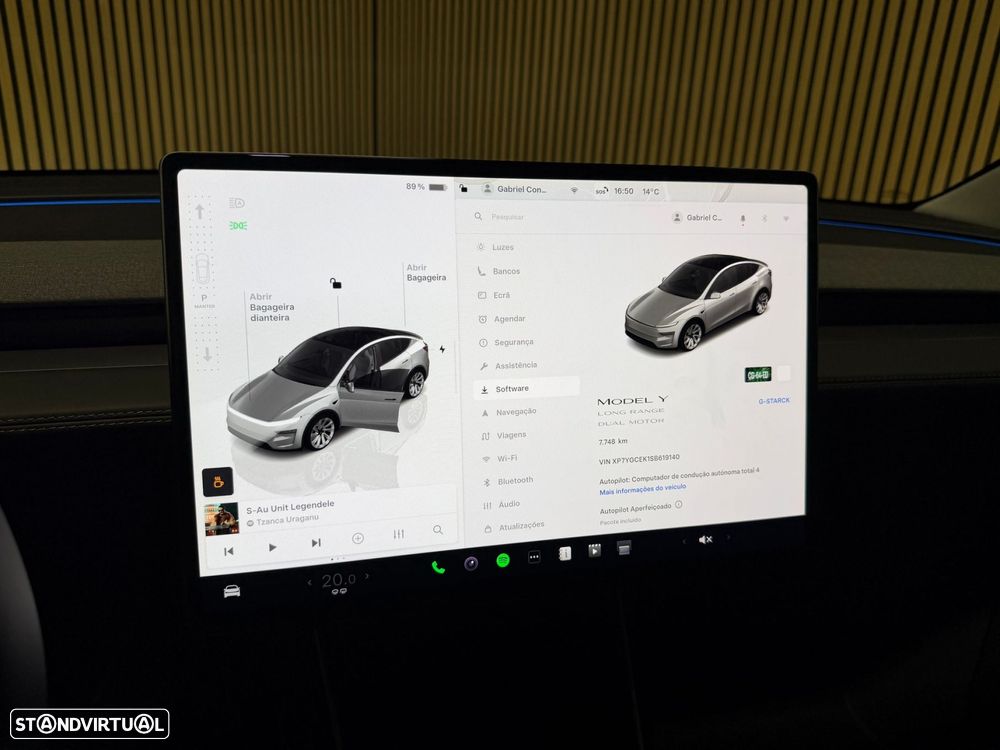Tesla Model Y Long Range Dual Motor AWD - 15