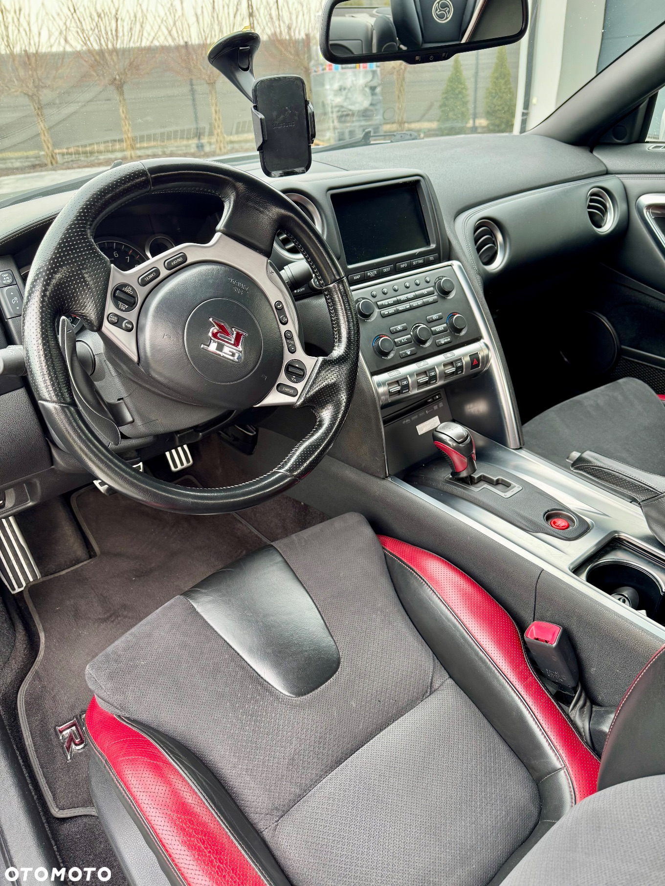 Nissan GT-R Black Edition - 13