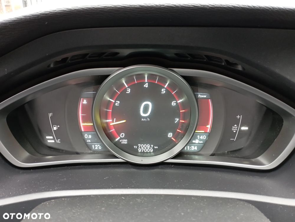 Volvo V40 T2 Ocean Race - 13