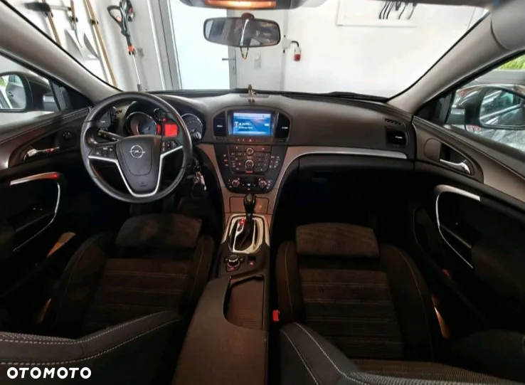 Opel Insignia - 10