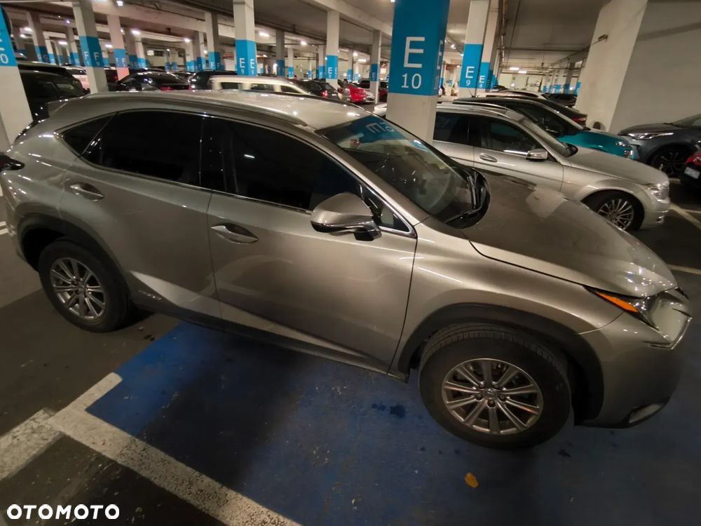 Lexus NX 300h Elegance AWD - 27
