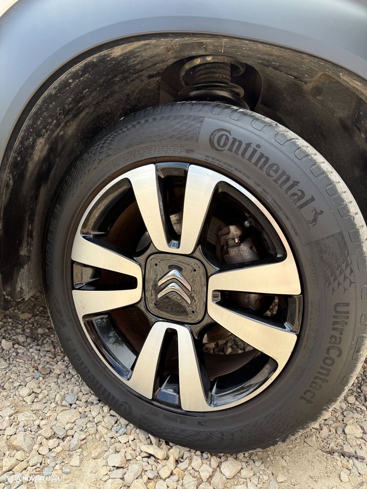 Citroën C3 Aircross PureTech 82 OPF Shine - 11