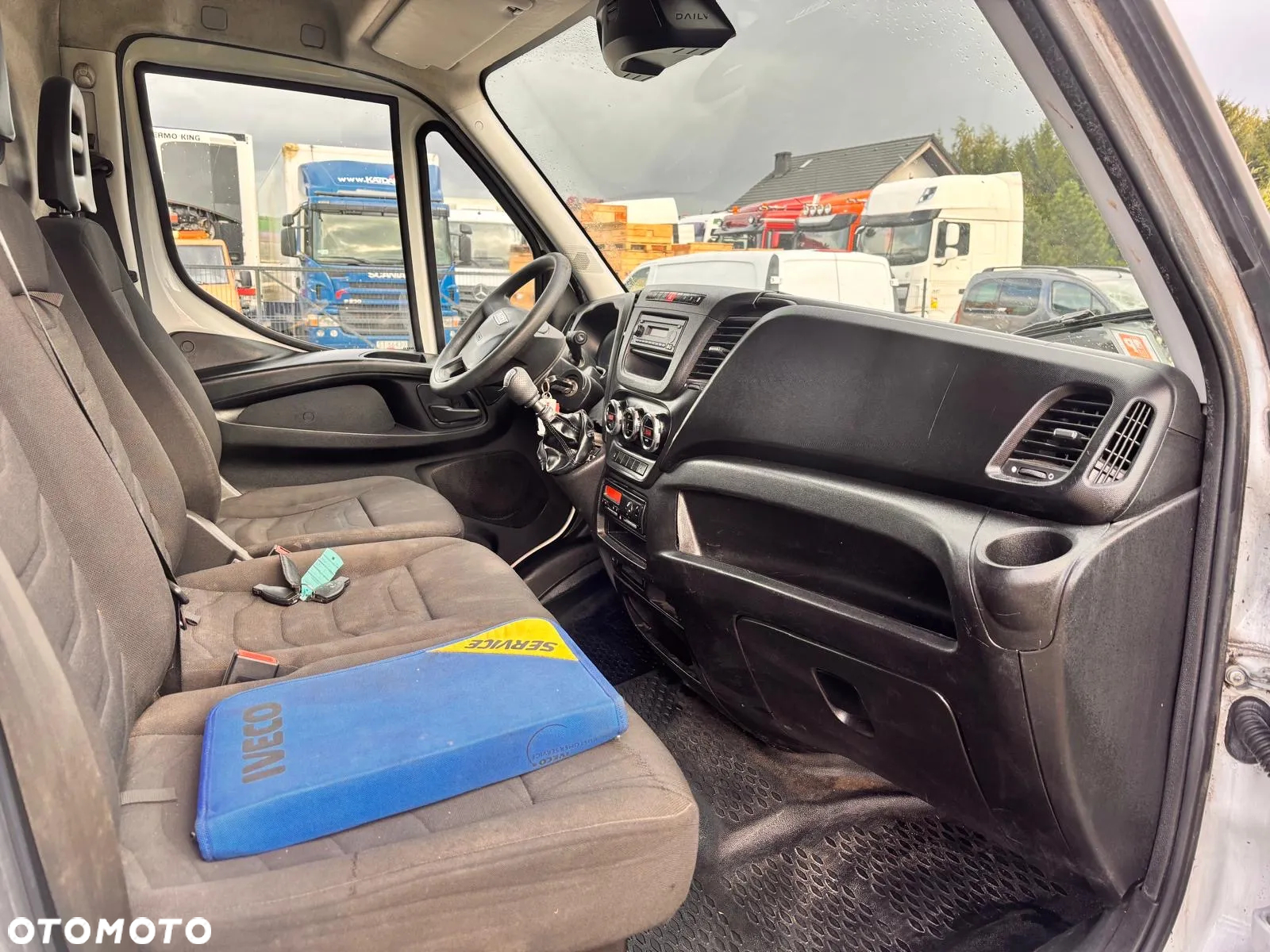 Iveco DAILY - 12