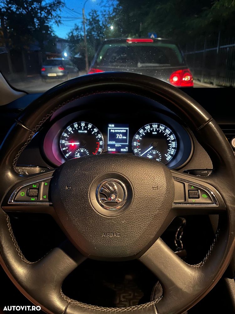 Skoda Octavia 1.6 TDI Elegance - 5