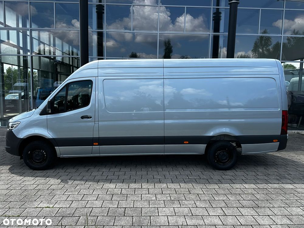Mercedes-Benz Sprinter - 10