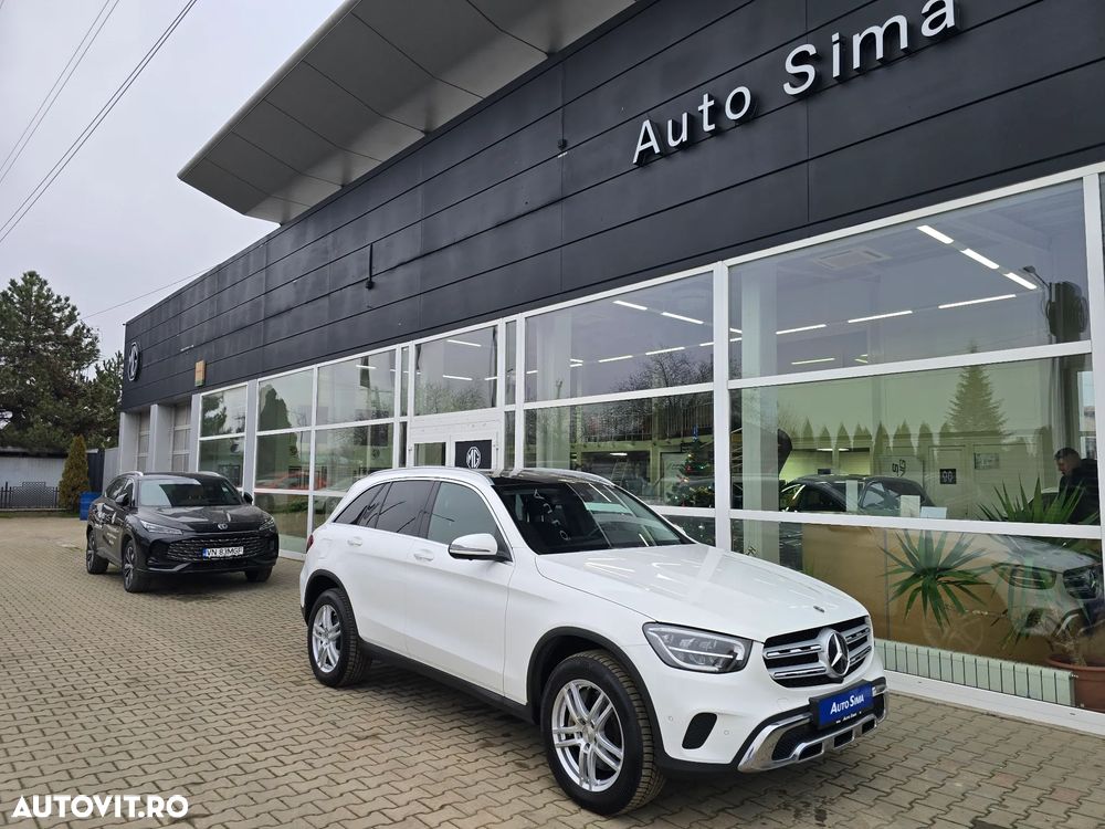 Mercedes-Benz GLC - 1