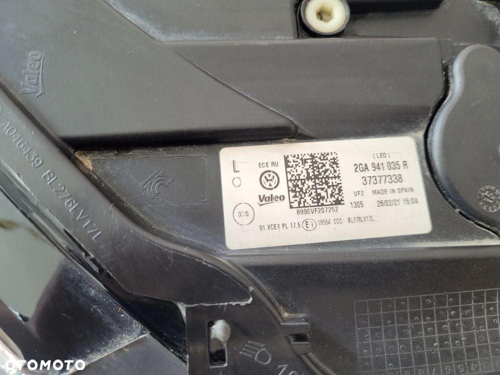 Lampa lewy przód Full LED VW T-ROC 2GA941035R Ładna - 6