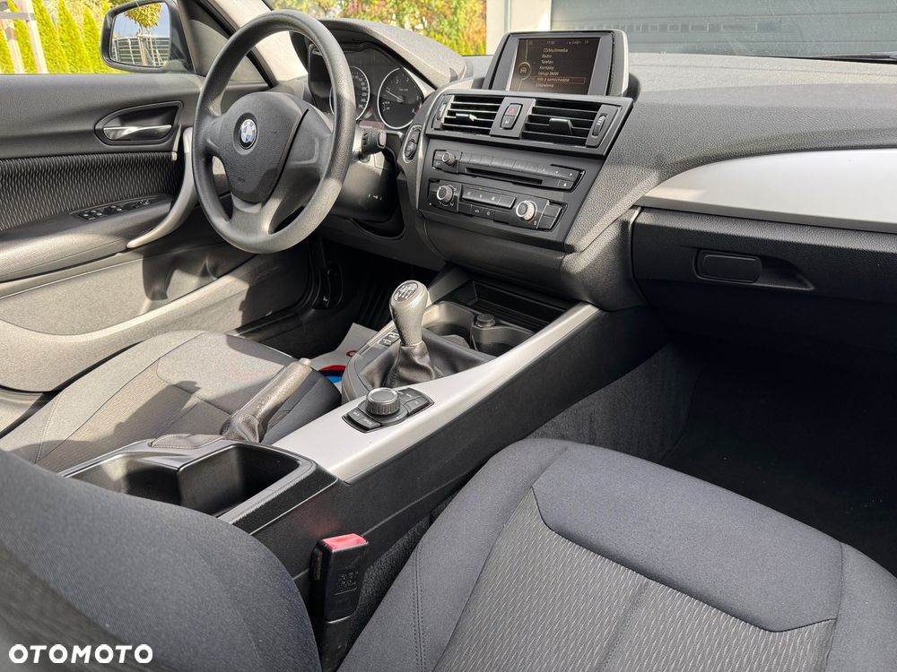 BMW Seria 1 116d DPF - 7