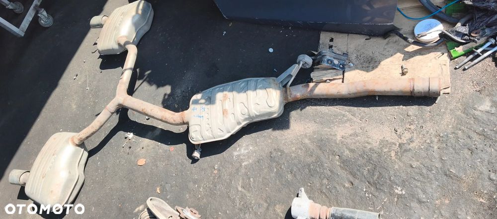 AUDI A4 B9 18r 2.0 TFSI SEDAN TŁUMIK WYDECH 8W5253611 8W5253612 - 1