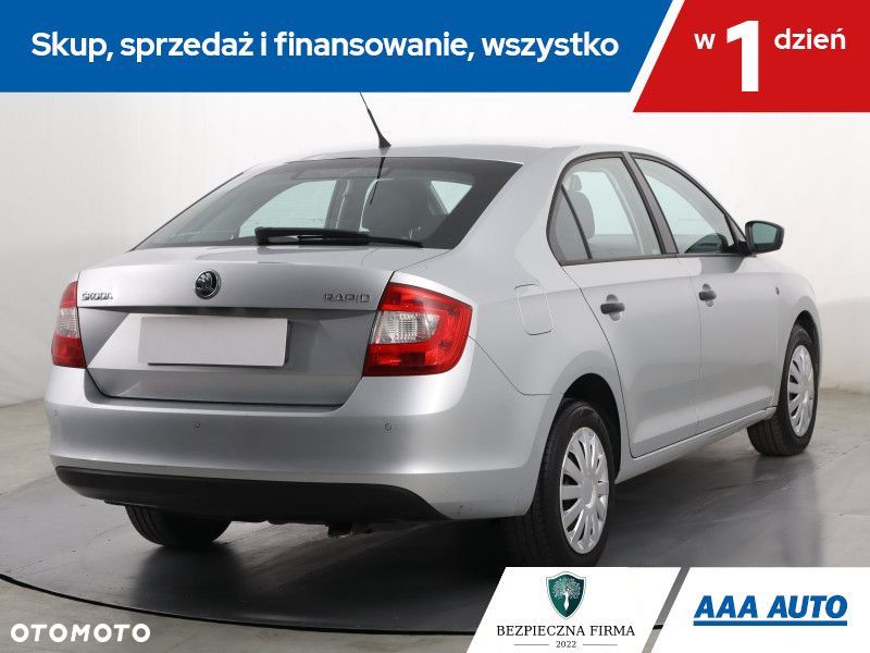 Skoda RAPID - 7