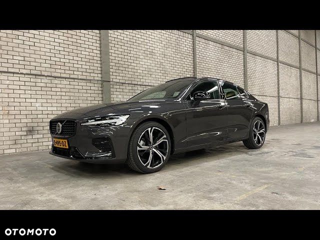 Volvo S60 B5 B AWD Ultimate Dark - 1