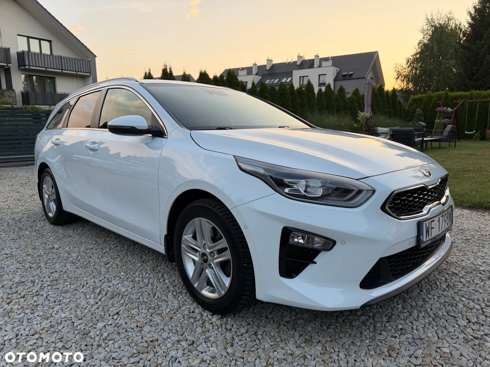 Kia Ceed 1.6 CRDi mHEV L - 4