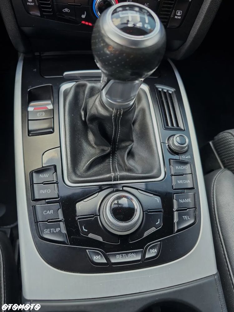 Audi A4 Avant 2.0 TDI DPF S line Sportpaket - 13