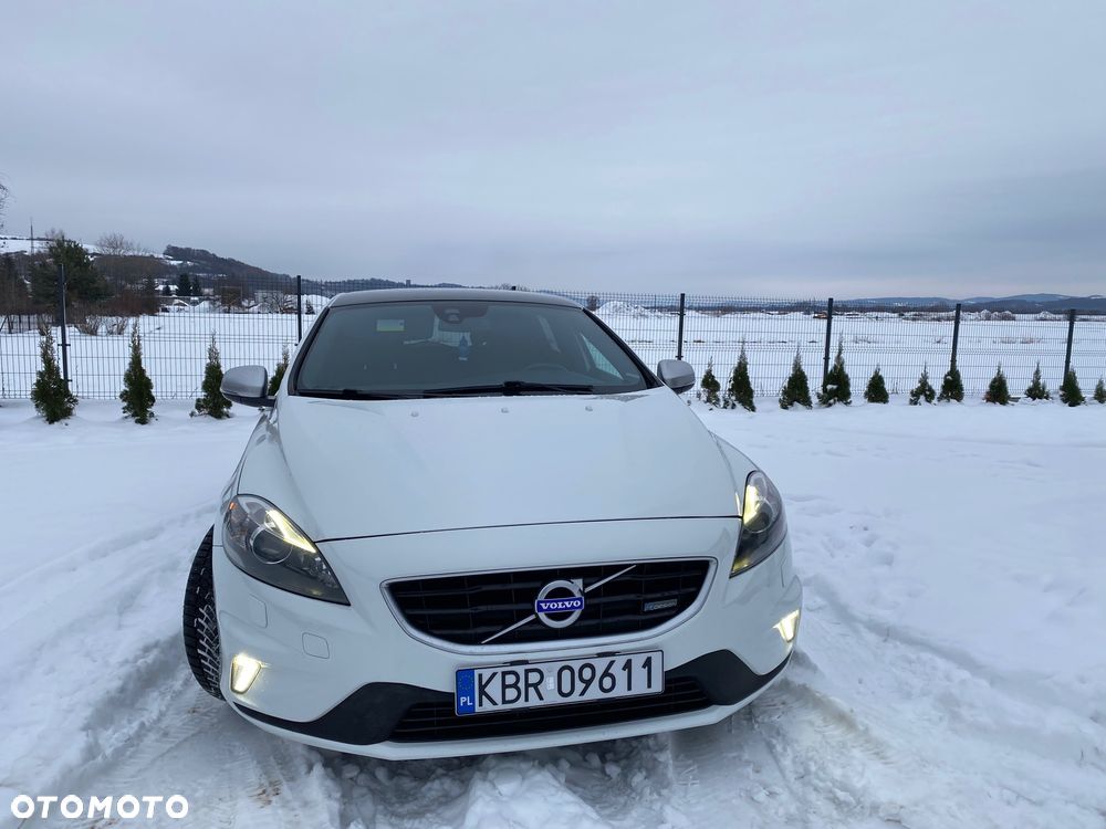 Volvo V40 D3 R Design - 7