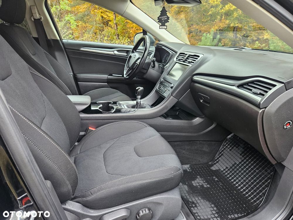 Ford Mondeo - 10