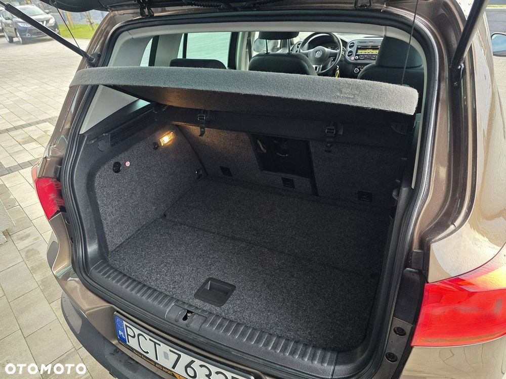 Volkswagen Tiguan - 9