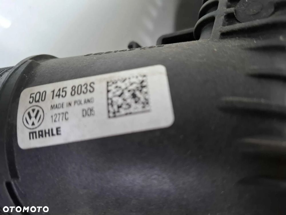 CHŁODNICA POWIETRZA INTERCOOLERA VW AUDI 5q0145803s RURA PRZEWÓD PRZEWODY - 4