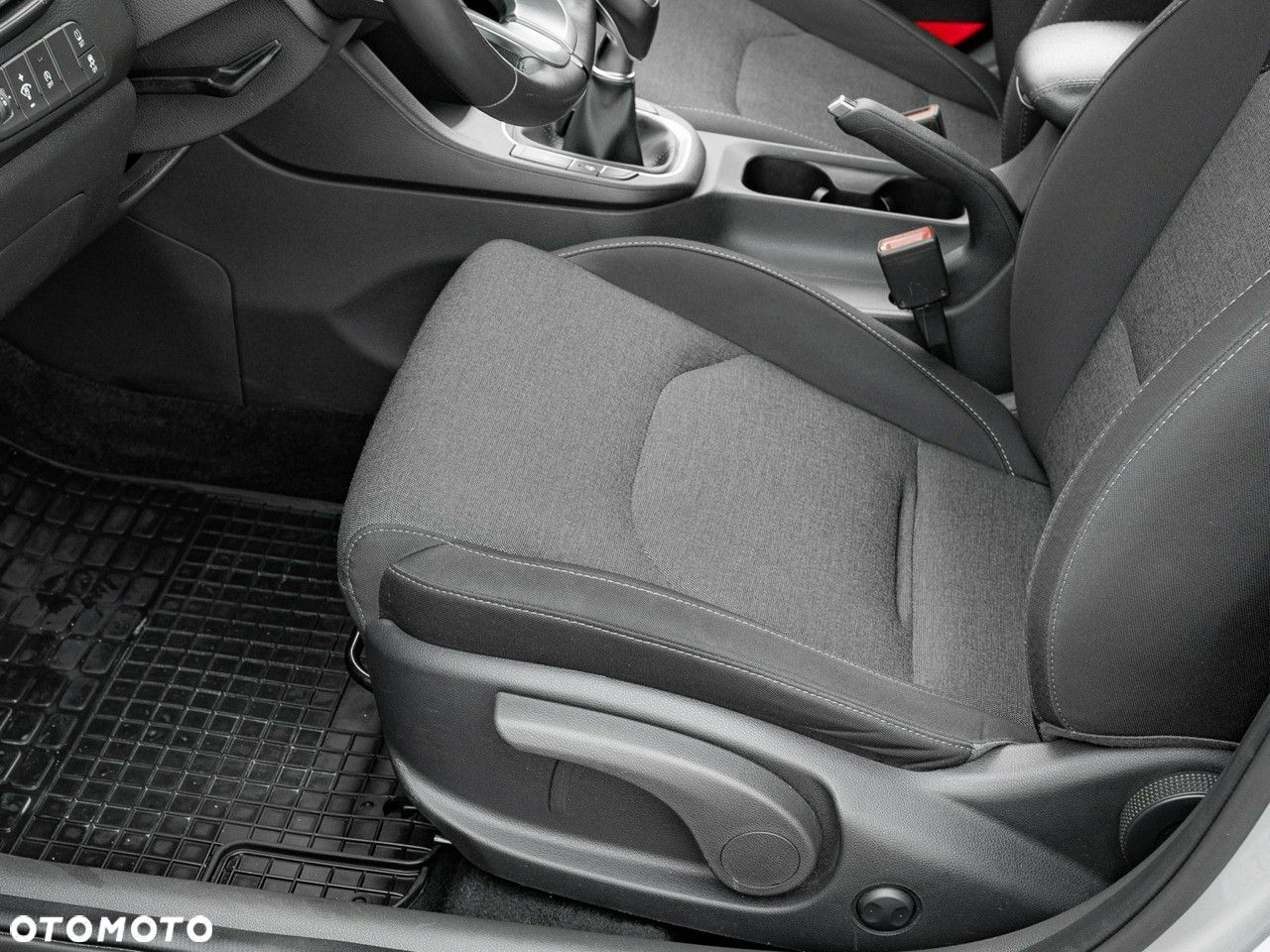 Hyundai i30 1.5 DPI Smart - 14