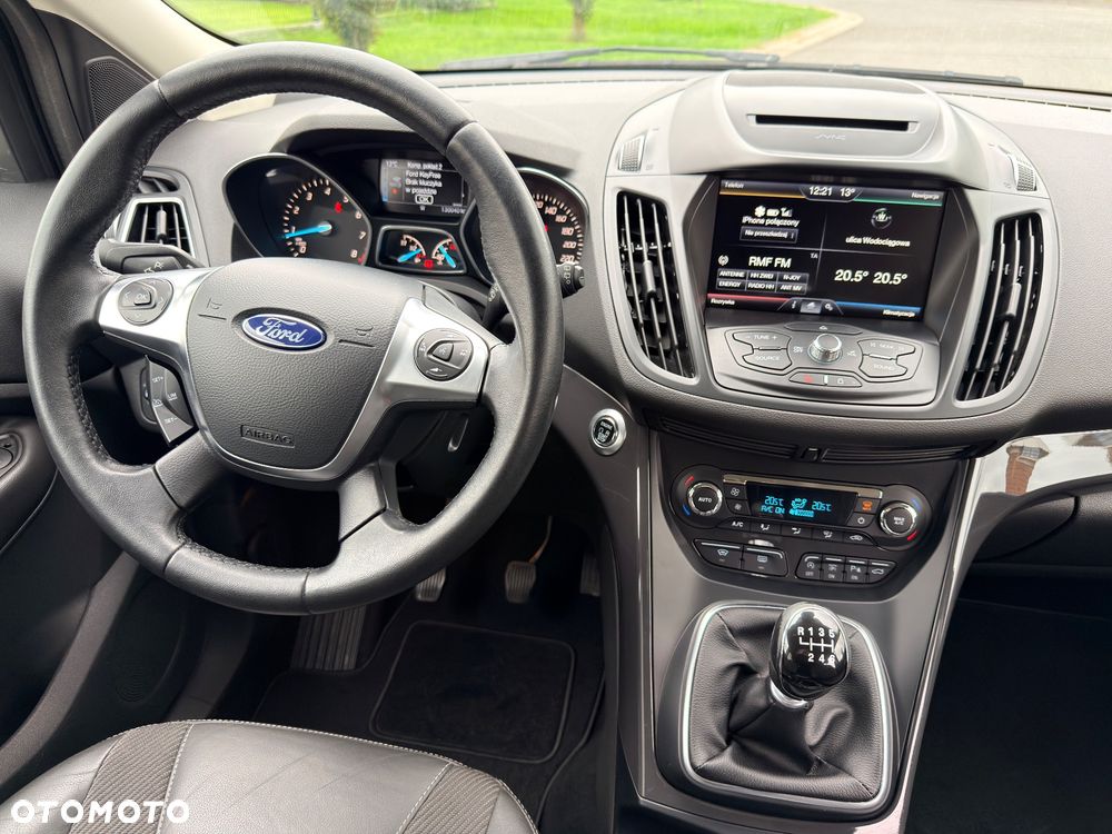 Ford Kuga 1.5 EcoBoost 2x4 Business Edition - 36