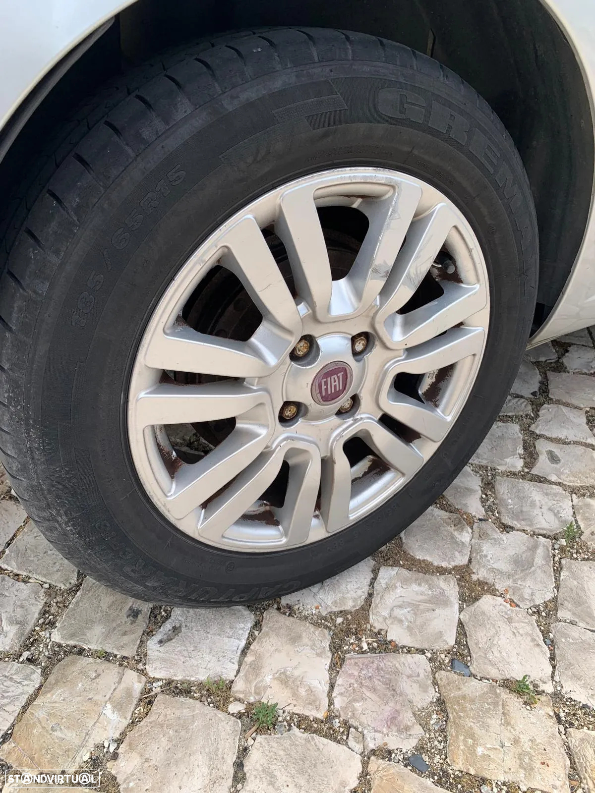 Fiat Punto 1.3 M-Jet Lounge S&S - 32