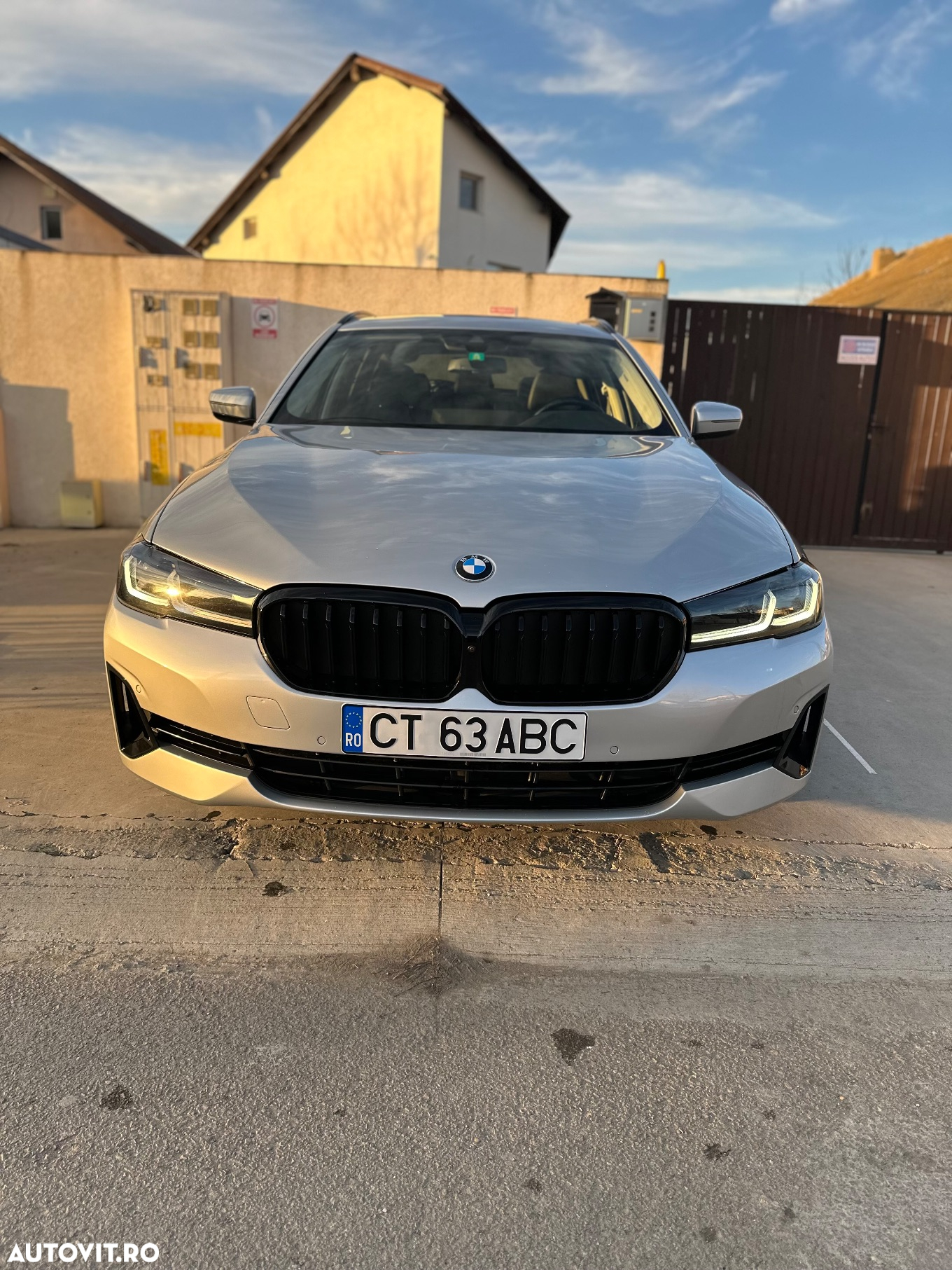 BMW Seria 5 530e Touring Aut. Luxury Line - 8