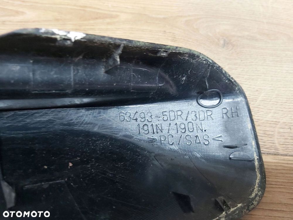 Toyota Rav4 II XA20 zaślepka relingu 3D 5D prawy tył 63493-5DR/3DR - 3