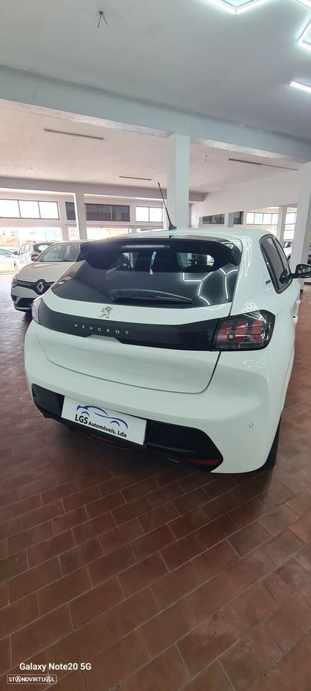 Peugeot 208 1.2 PureTech Like - 4