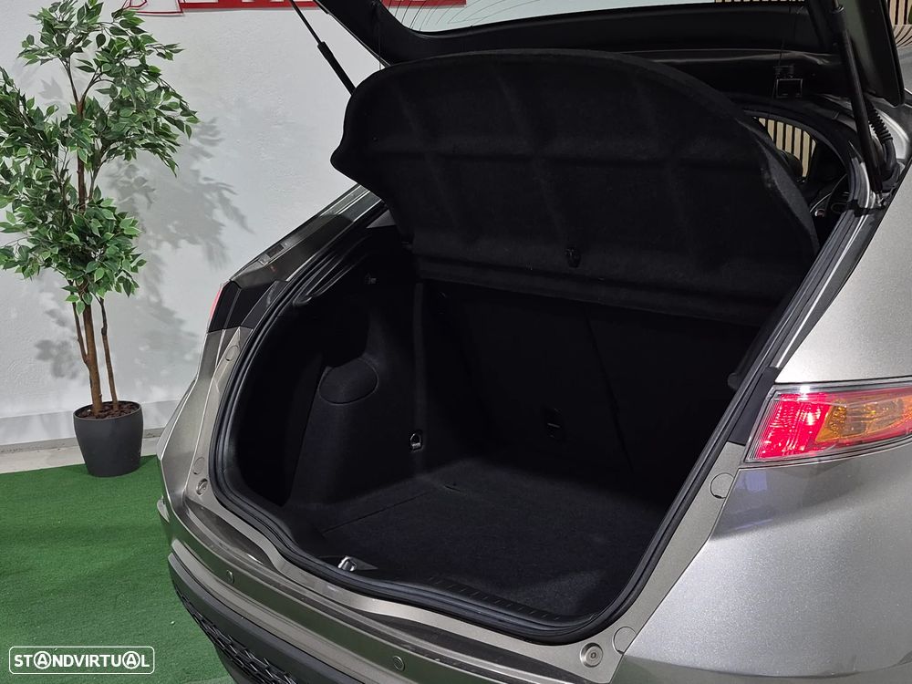 Honda Civic 1.4 Sport - 30