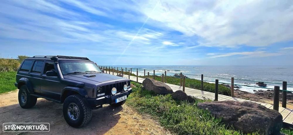 Jeep Cherokee 2.5 TD Classic - 3