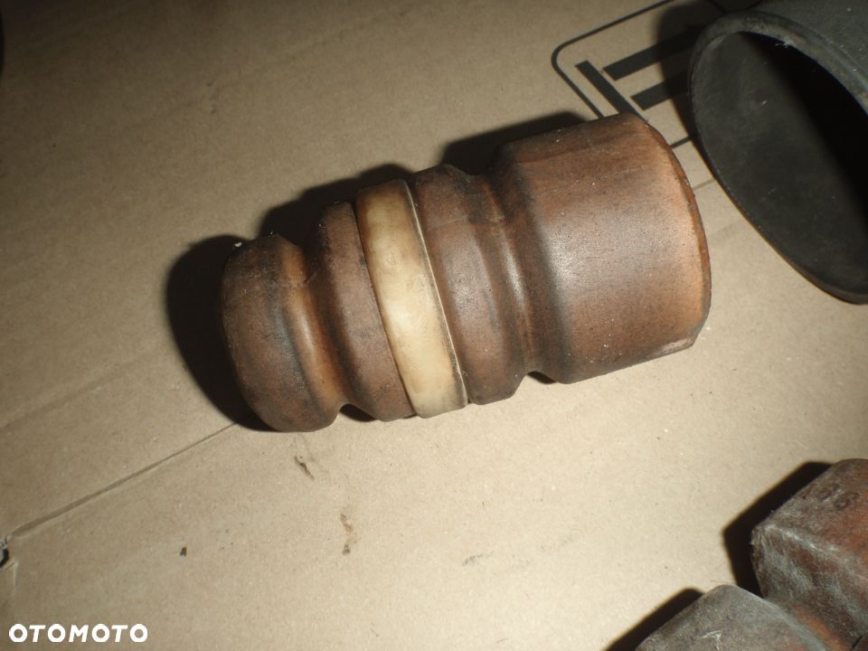 amortyzator sprężyna macperson poduszka toyota yaris I przód tył stan jak nowy - 13