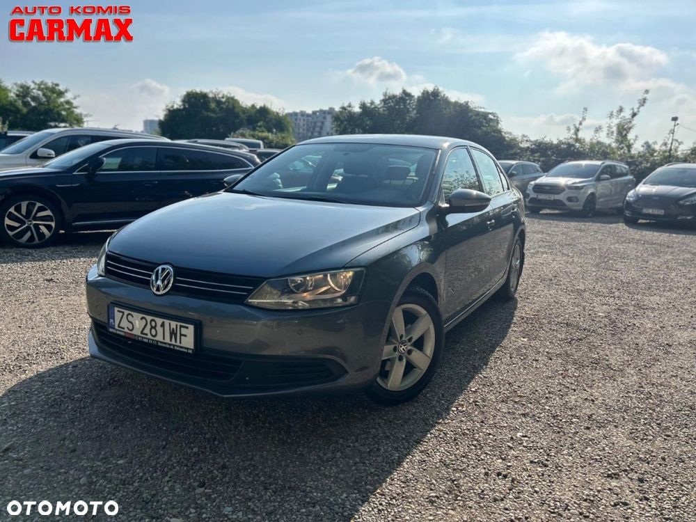 Volkswagen Jetta 1.6 TDI Comfortline - 3