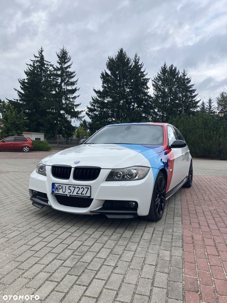 BMW Seria 3 320si - 4