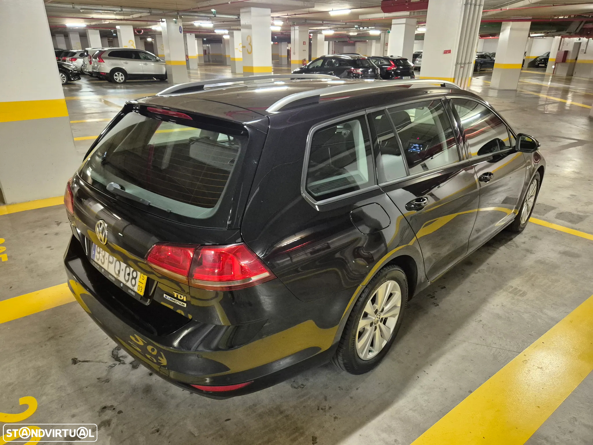 VW Golf Variant 1.6 TDi Confortline - 9