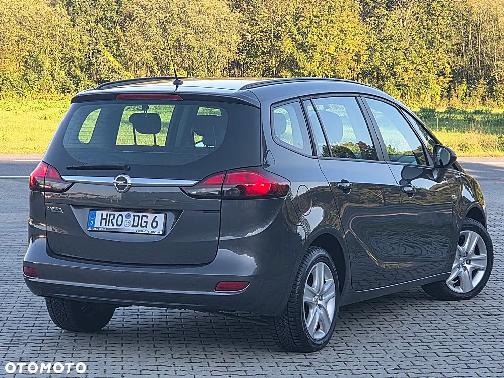 Opel Zafira - 14