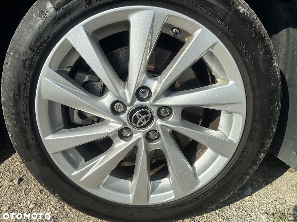 Toyota Camry 2.5 Hybrid Comfort CVT - 18