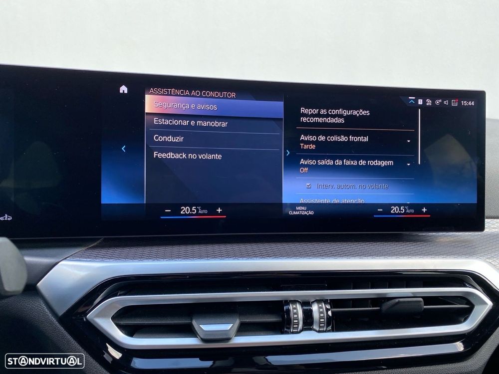 BMW 320 d Touring Pack Desportivo M Auto - 11