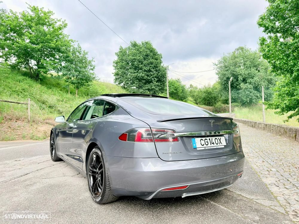 Tesla Model S 85 Perfomance - 8
