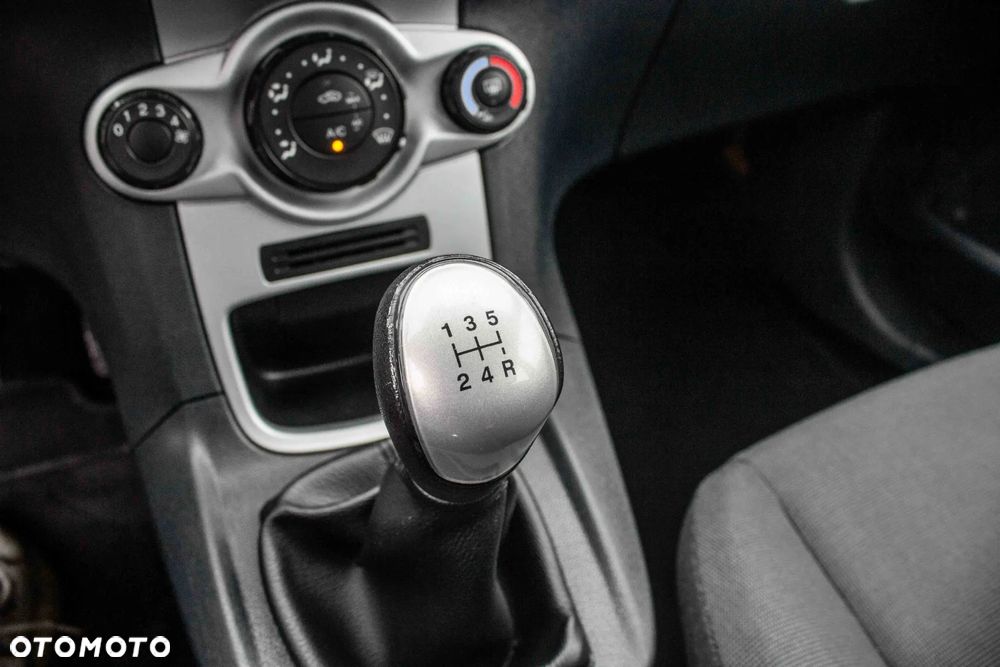 Ford Fiesta 1.4 Champions Edition - 18