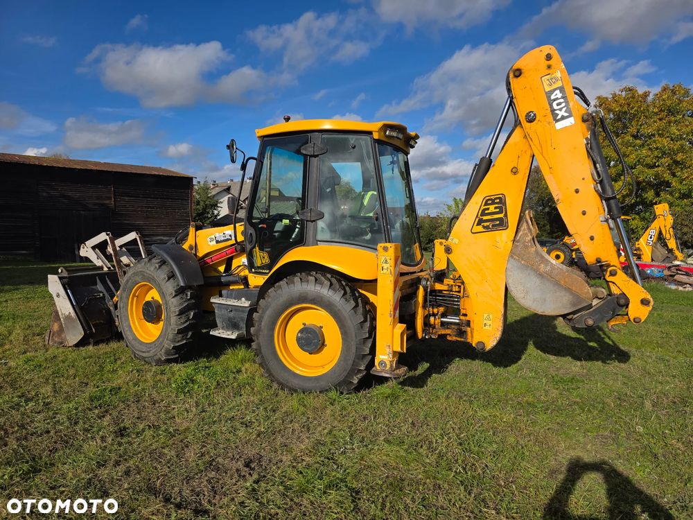 JCB 4CX - 4