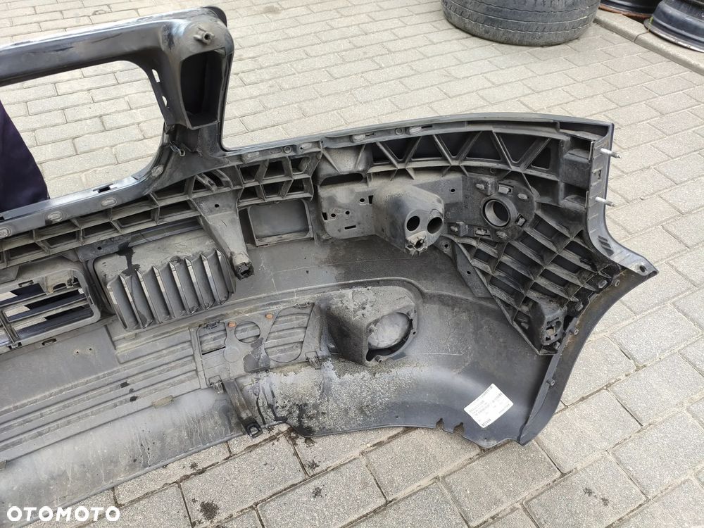 Oryginalny kompletny zderzak przedni VW T5 - 8