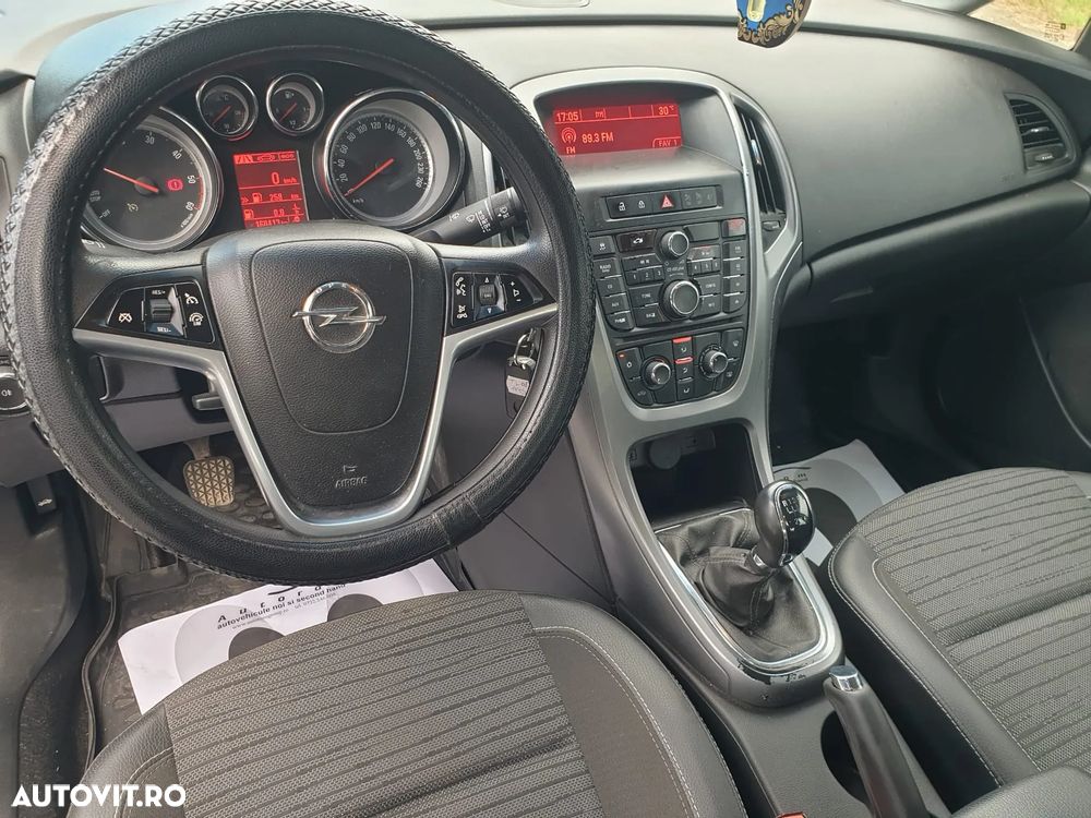 Opel Astra 1.6 CDTI Start/Stop Cosmo - 16