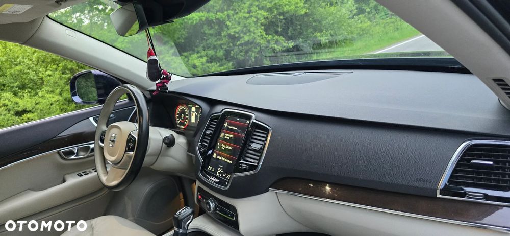 Volvo XC 90 T6 AWD Momentum 7os - 16